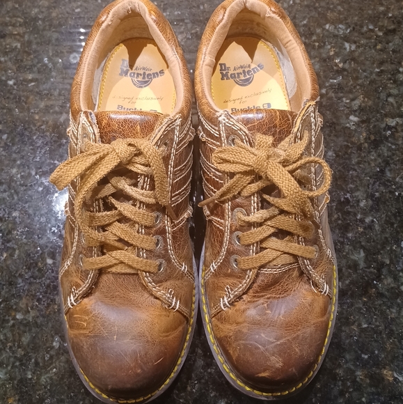 Dr. Martens Other - * CLEARANCE *Dr.martens leather shoes SO CHEAP!